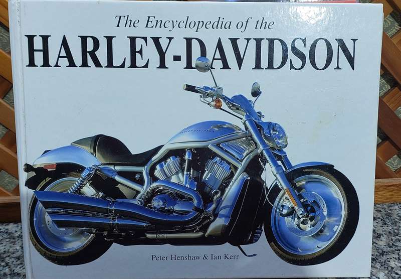 Encyclopedia of Harley Davidson