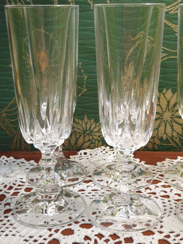 Set of six Vintage  Crystal Champagne Flutes
