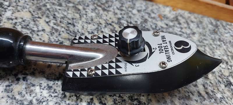 Heat sealing iron 220v