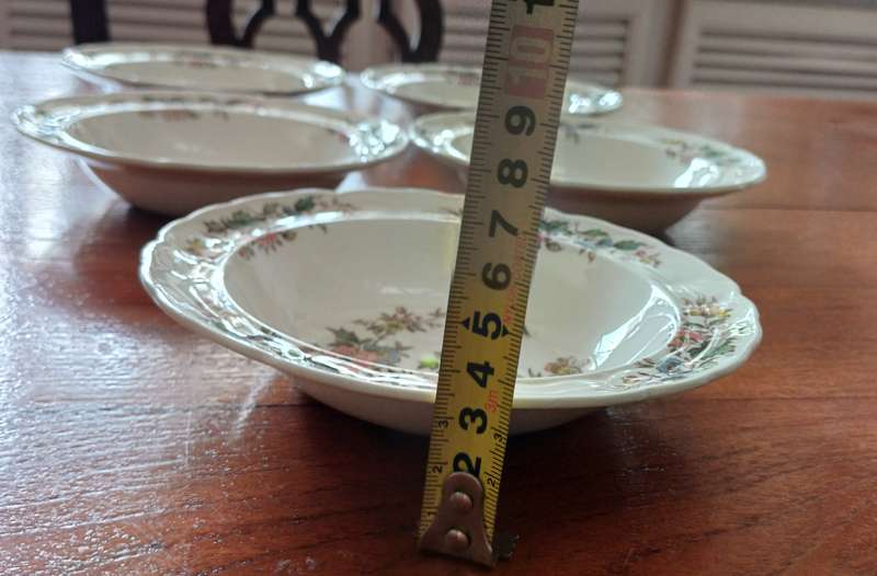 Lorraine by Grindley | 5 Small Bowls |