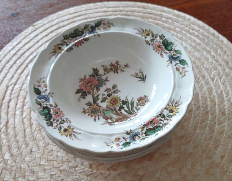 Lorraine by Grindley | 5 Small Bowls |