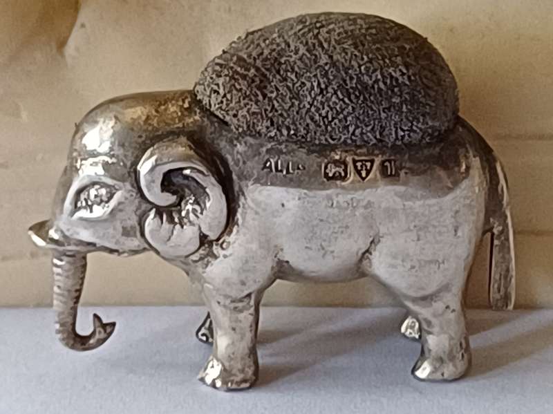 Miniature Novelty Silver Elephant Pin Cushion.