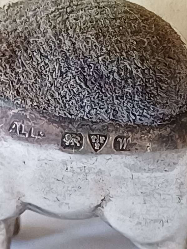 Miniature Novelty Silver Elephant Pin Cushion.