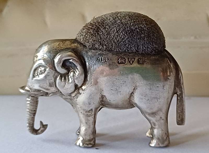 Miniature Novelty Silver Elephant Pin Cushion.