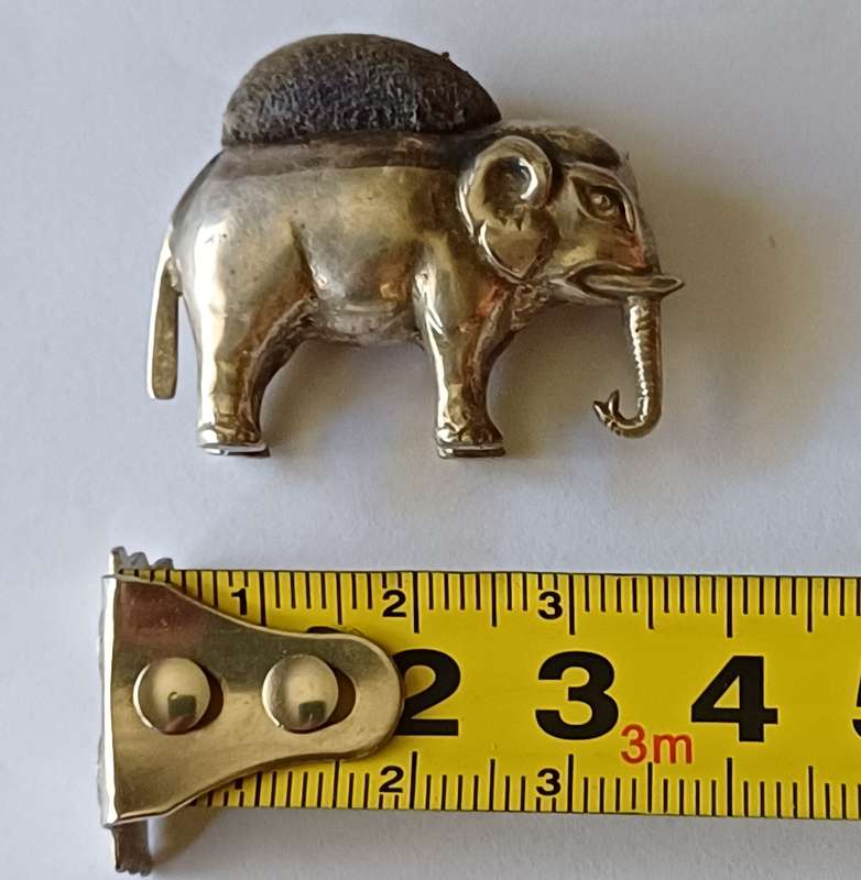 Miniature Novelty Silver Elephant Pin Cushion.