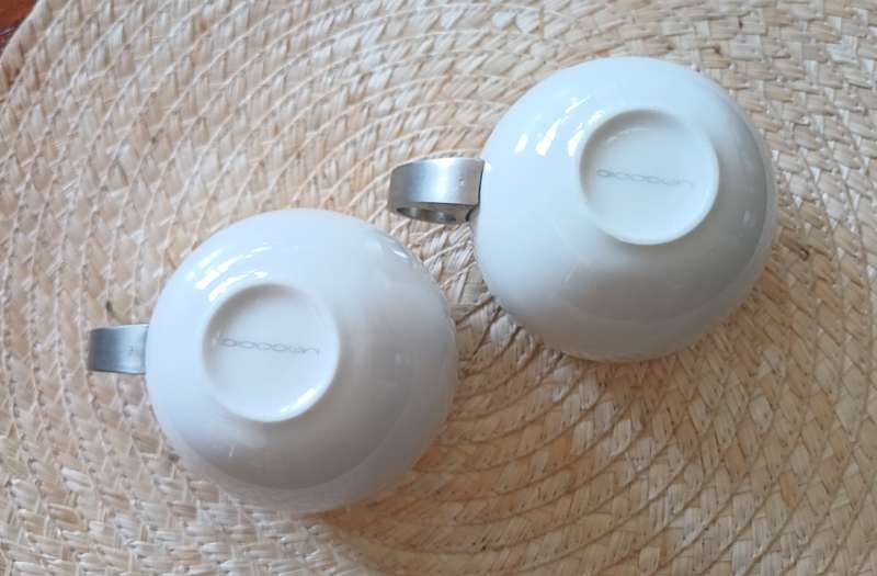 SET OF WHITE COFFEE MAGPPIE MUGS