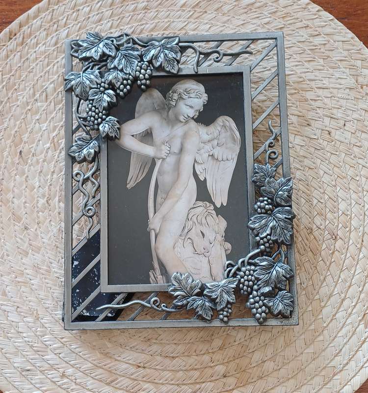 SET OF PEWTER PHOTO FRAMES FOR YOUR COLLECTION