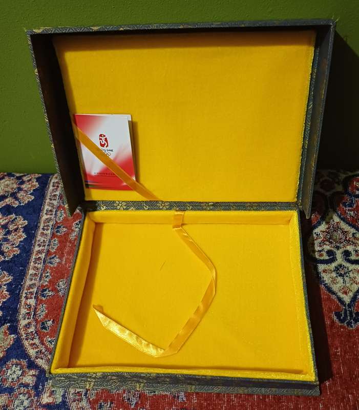 Chinese accordion book with  silk panels |