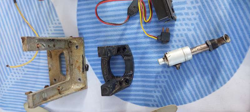 Collection of radio Controlled aircraft engins and accessories