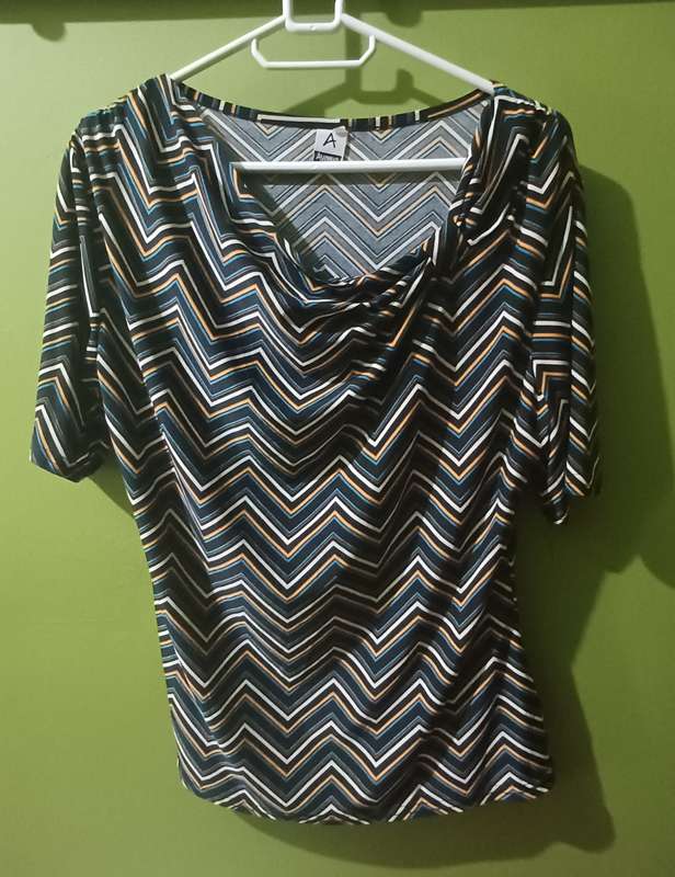 LADIES SUMMER TOP