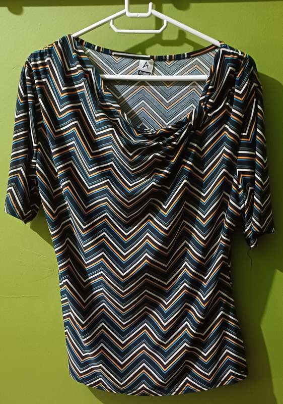 LADIES SUMMER TOP