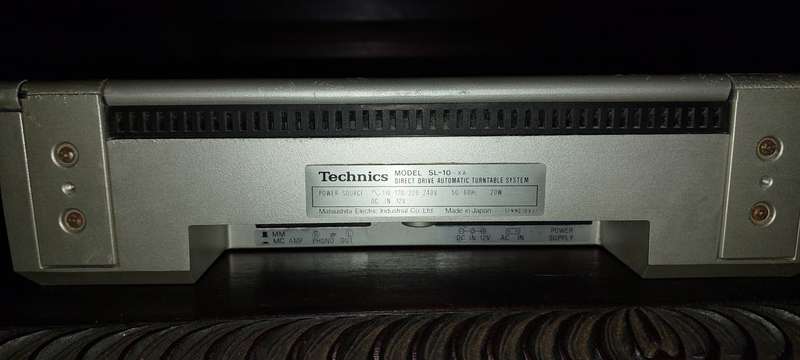 WOW ....ONLY ONE IN SOUTH AFRICA ....Techniks SL 10 Turntable