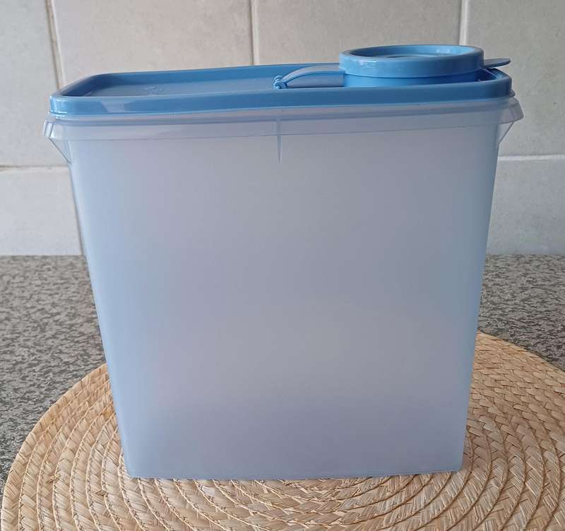Tupperware Container | Like NEW |
