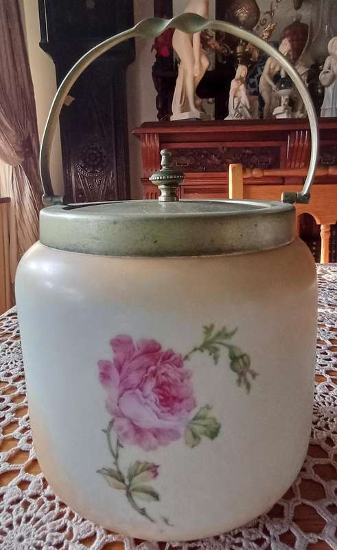 Porcelain Floral Biscuit Jar 14 x 14 cm High