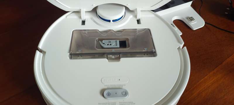 Liectroux ZK901 is a laser-guided vacuum robot