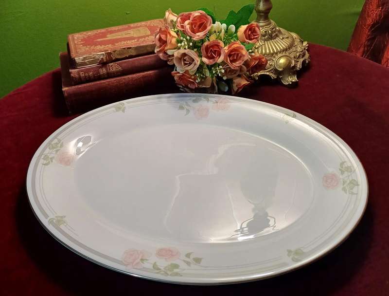 Royal Doulton Twilight Rose  | Oval Serving Platter |