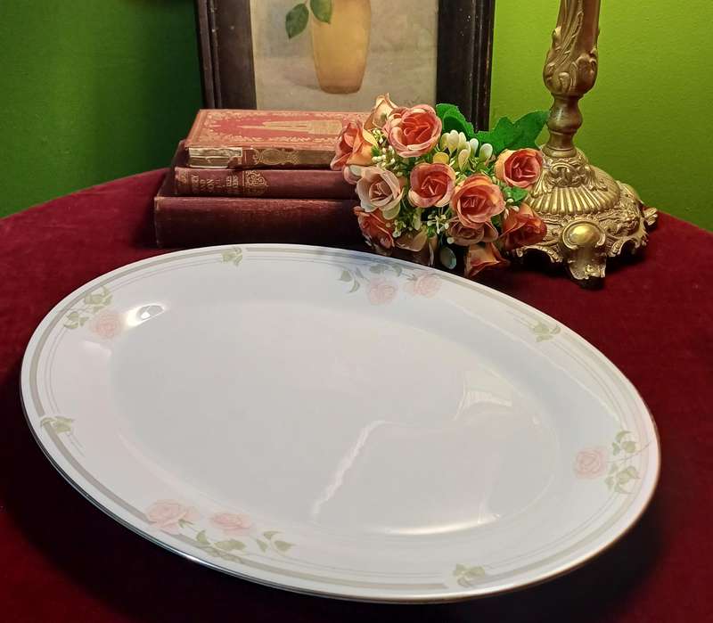 Royal Doulton Twilight Rose  | Oval Serving Platter |