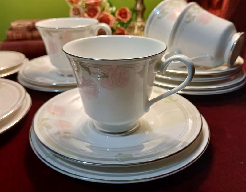 Royal Doulton Twilight Rose (1984) Set of 6 Trios | Excellent Condition