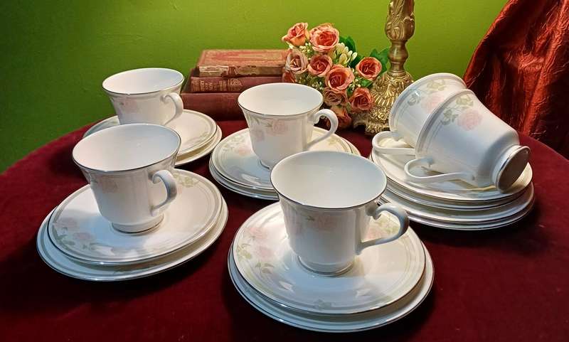 Royal Doulton Twilight Rose (1984) Set of 6 Trios | Excellent Condition