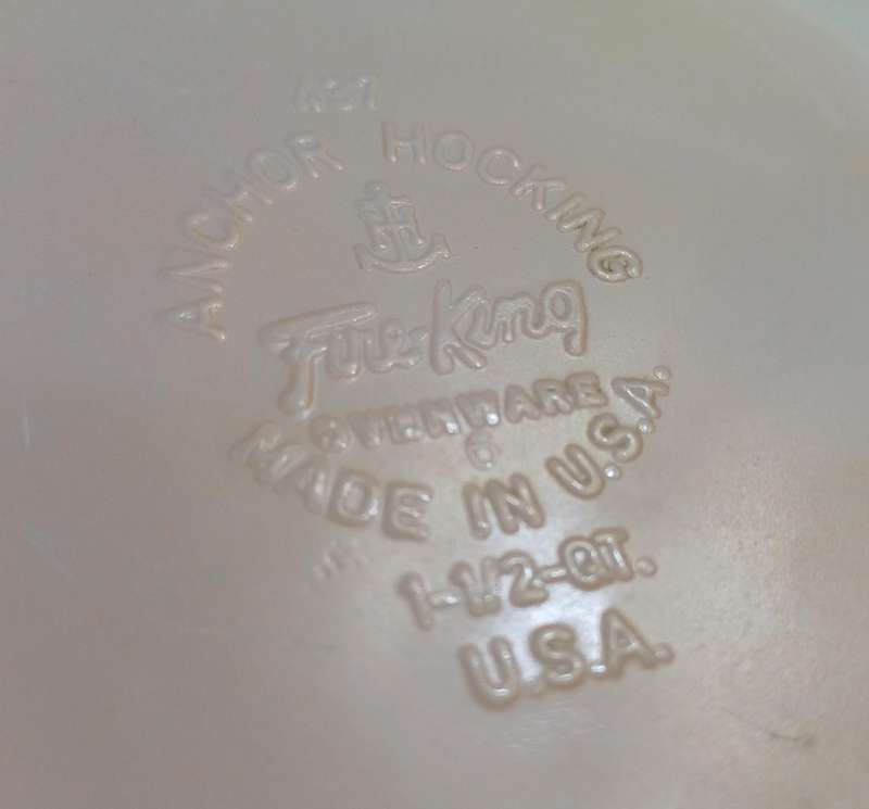 Retro Anchor Hocking Fire King Orange Ombre 1½ QT Casserole Bowl  Ovenware