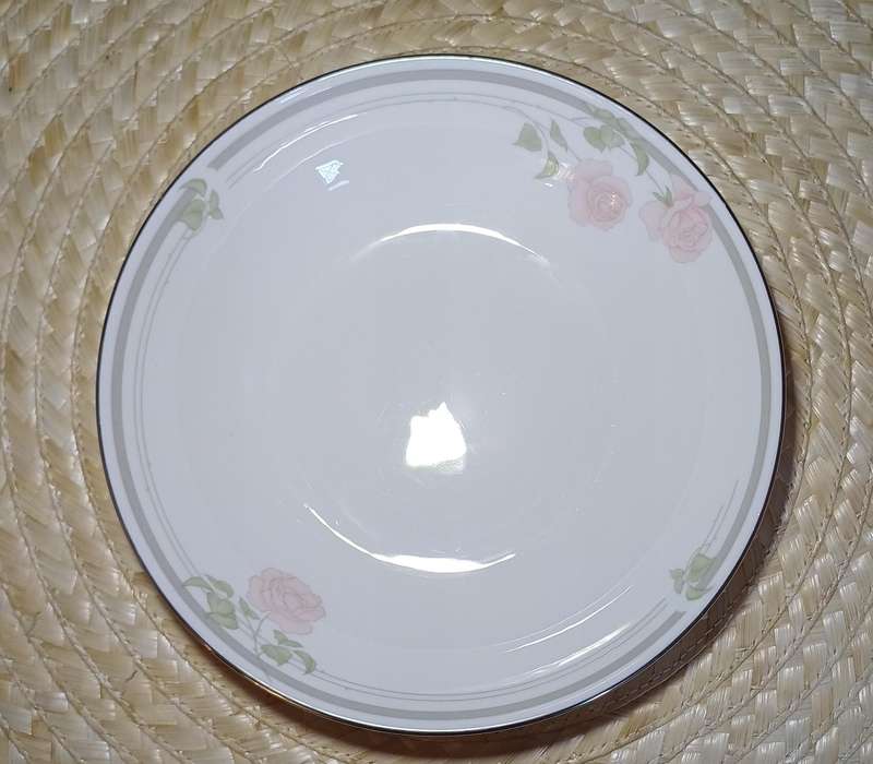 Royal Doulton Twilight Rose Dinner Set  1984 Edition |01|