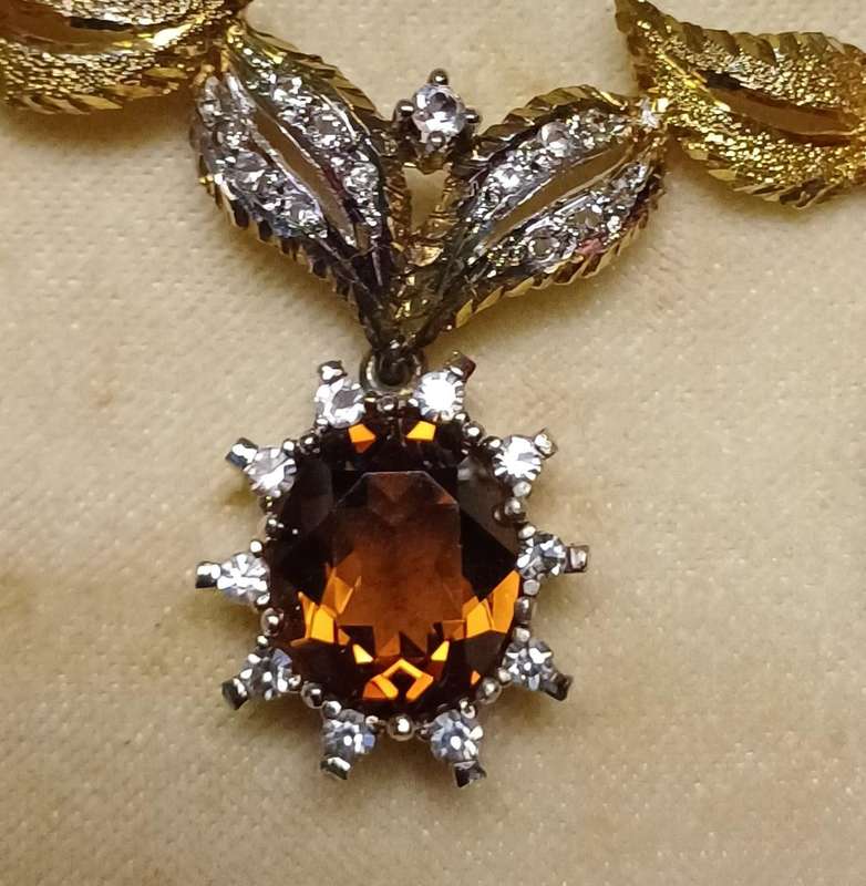 True Vintage Costume Jewelry Set