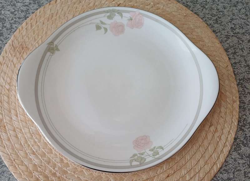 Vintage 1984 Royal Doulton "Twilight Rose" Cake Plate  Timeless Elegance