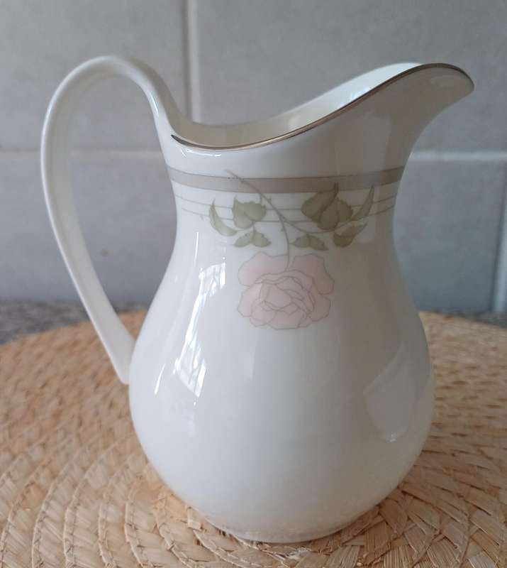 Vintage 1984 Royal Doulton "Twilight Rose" Milk Pourer & Sugar Bowl  Elegant Tea-Time Charm
