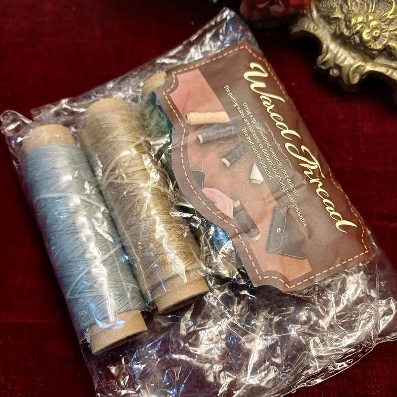 Waxed thread for leatherwork