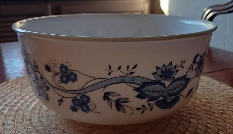 Vintage Arcopal Aster Opaline Salad Bowl  1970s Blue & White Beauty