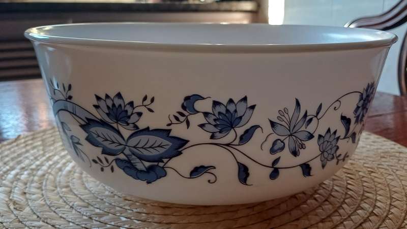 Vintage Arcopal Aster Opaline Salad Bowl  1970s Blue & White Beauty