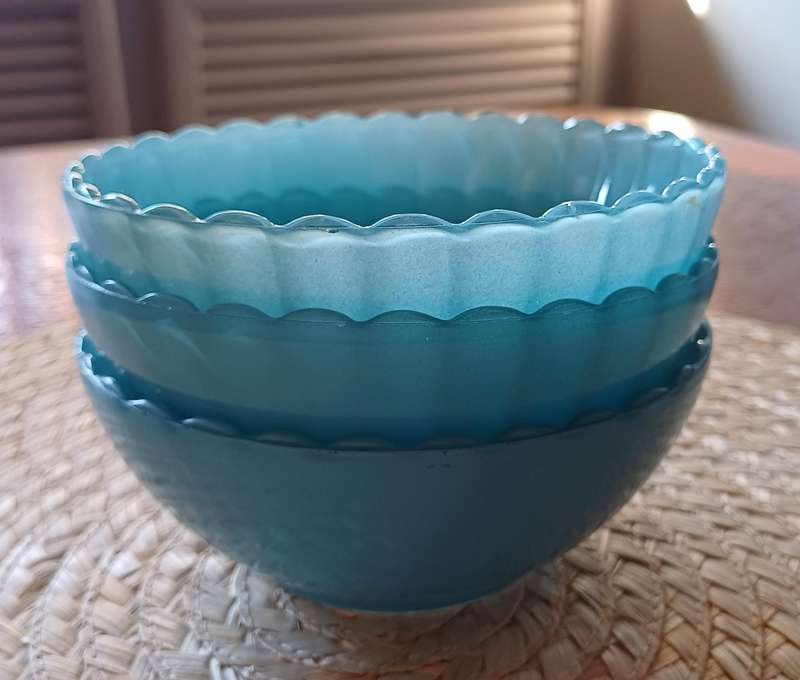 Set of 3 Vintage 1950s French Blue Glass Bowls  Scalloped Edge