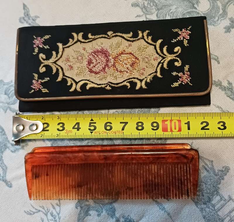 Vintage Floral Petit Point Case with Comb