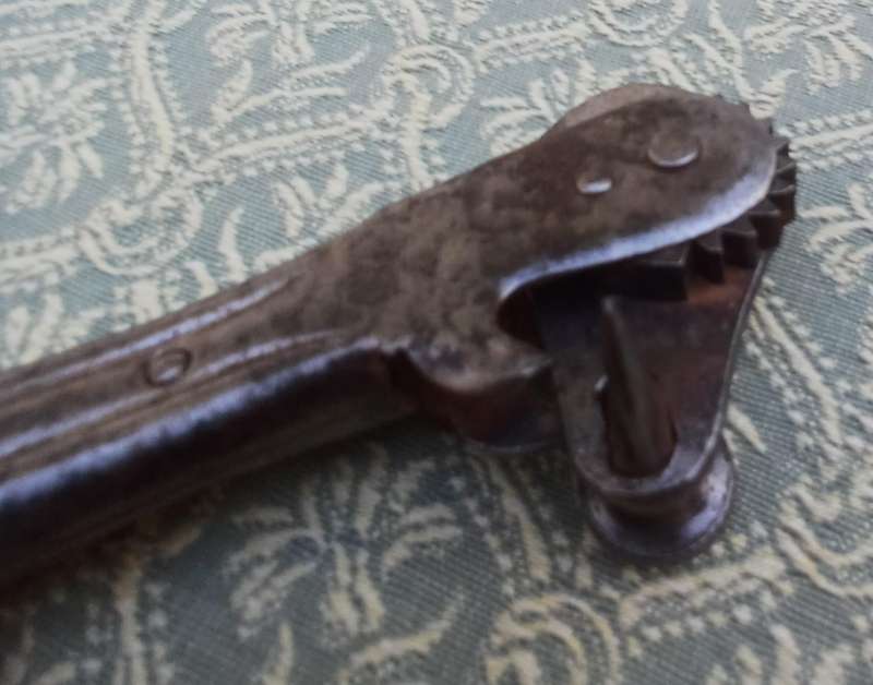 Vintage Tin/Can Opener  15 cm  Possibly Antique