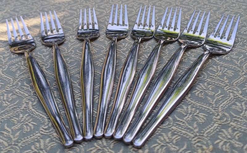 Set of 8 Slimline Eetrite Forks  Stainless Steel