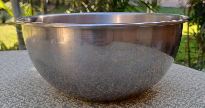 Large Heavy Aloe Stainless Steel Mixing Bowl