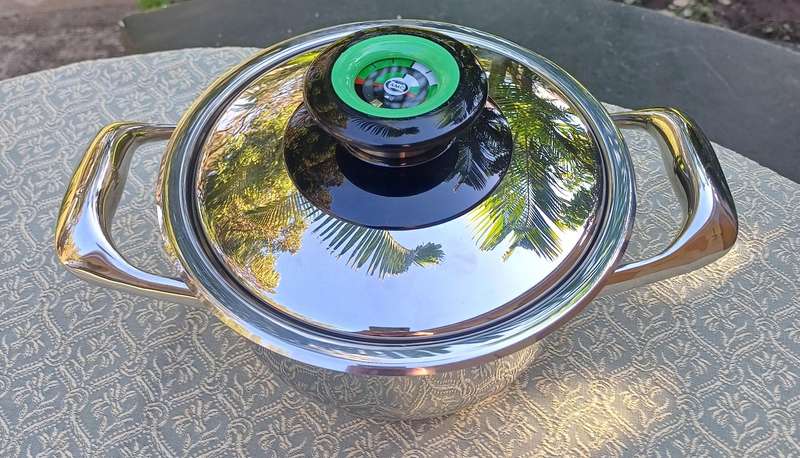 AMC POT SMALL