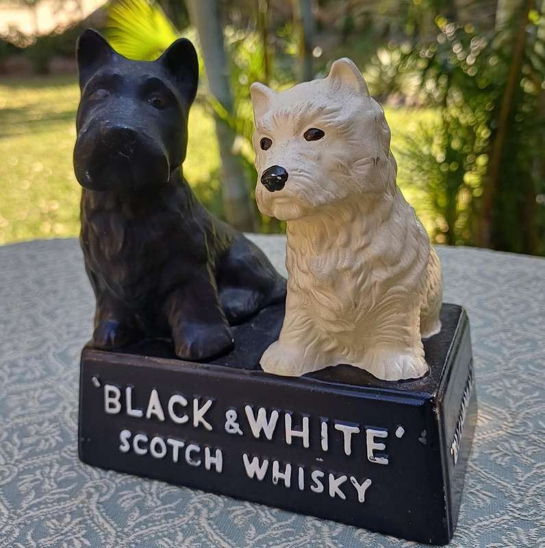 Vintage Black & White Whisky Dogs  8 x 13 x 14 cm High