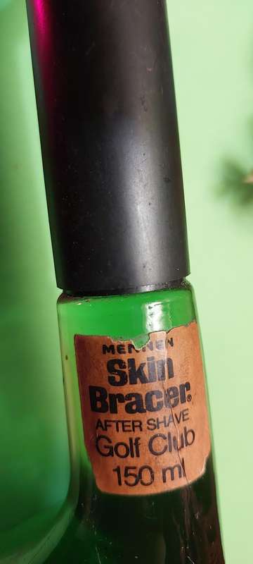 WOW ! Vintage 1970's sealed Mennen Golf club bottle aftershave