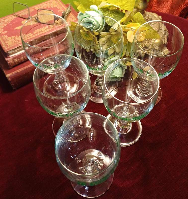 Vintage Irish Coffee Glasses  Set of 6  Elegant Retro Charm! (set 02)