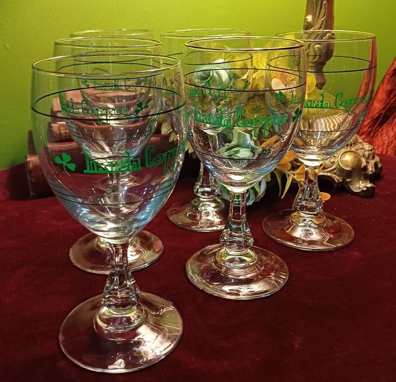 Vintage Irish Coffee Glasses  Set of 6  Elegant Retro Charm! (set 02)