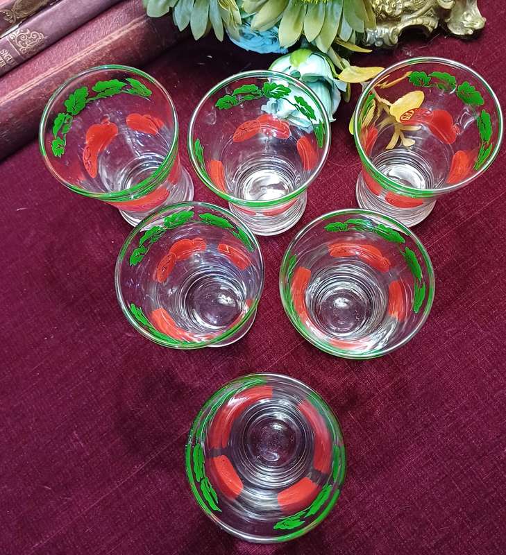 1950s Mid-Century Juice Glasses  Tomato & Vine Design  Set of 6