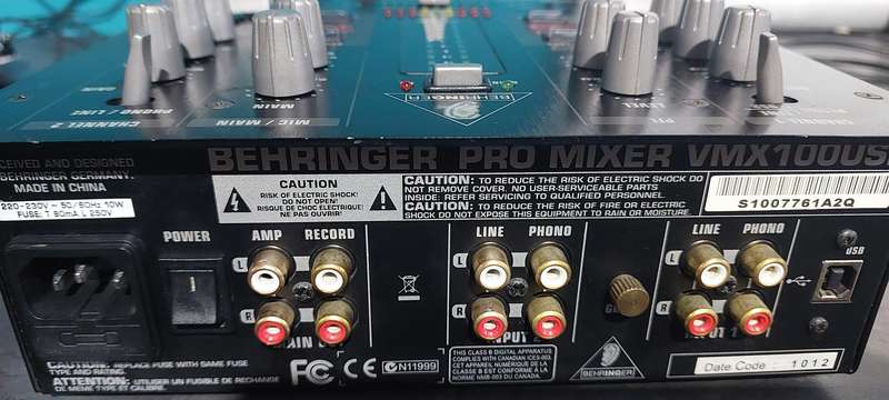 Behringer VMX100USB 2-Channel DJ Mixer