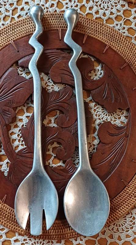 VINTAGE UTENSILS | DISPLAY | DECOR | SALAD SET | WUMA  STAMPED |