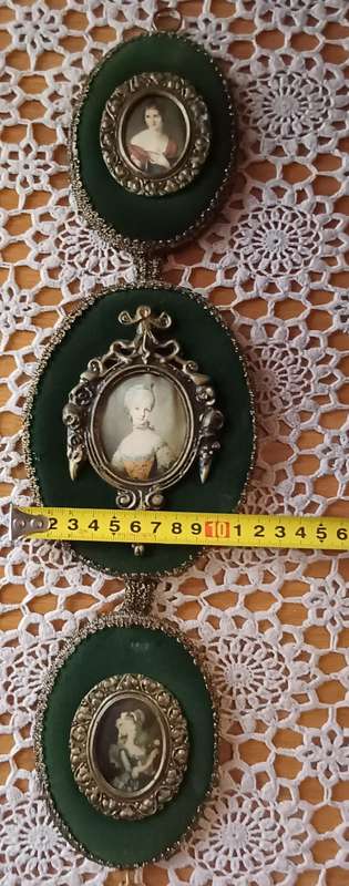 Lovely Italian Velvet And Silk triple portraits miniatures and tasle