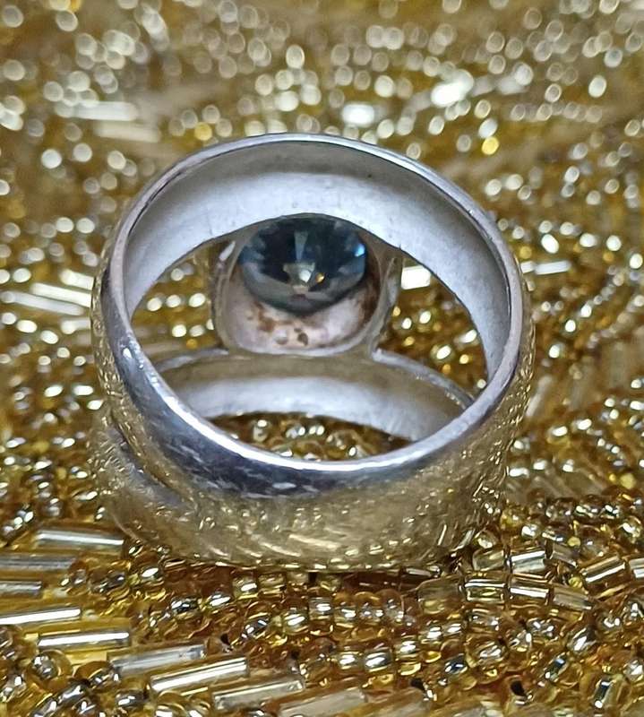 Blue Topaz Ring | SILVER |
