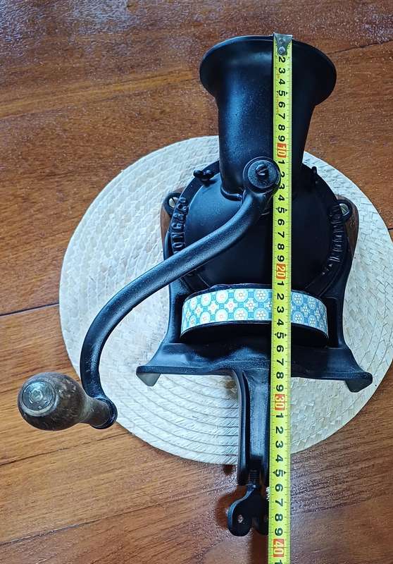 Antique Large Cast Iron No.4 Spong & Co Ltd Coffee Mill Grinder
