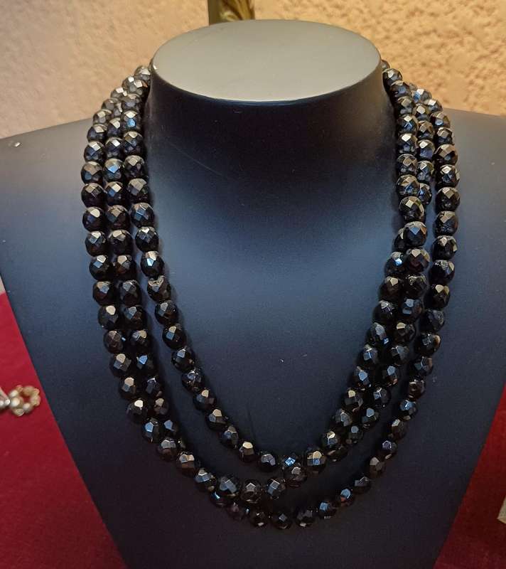 Vintage necklaces | 01 |