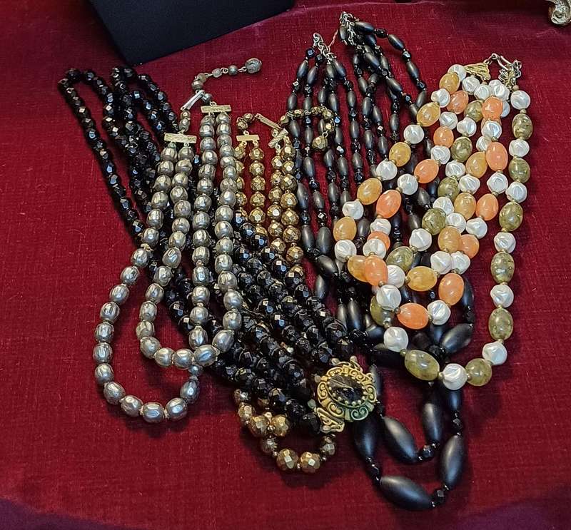 Vintage necklaces | 01 |