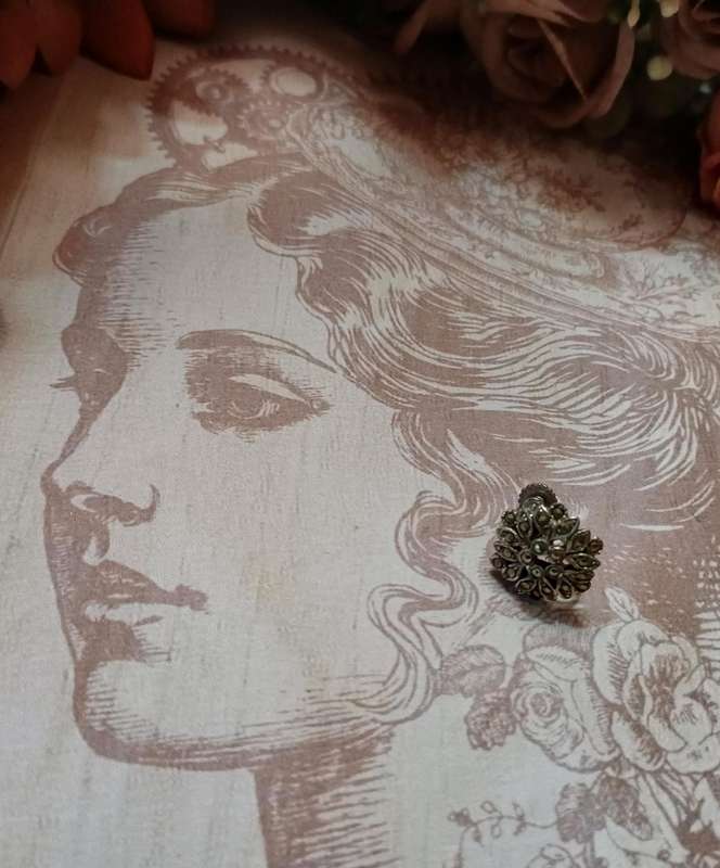 Vintage Costume Jewelry  | 10 |